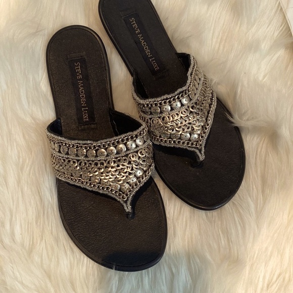 Steve Madden luxe Shoes - Steve Madden luxe size 6 silver slip on sandals